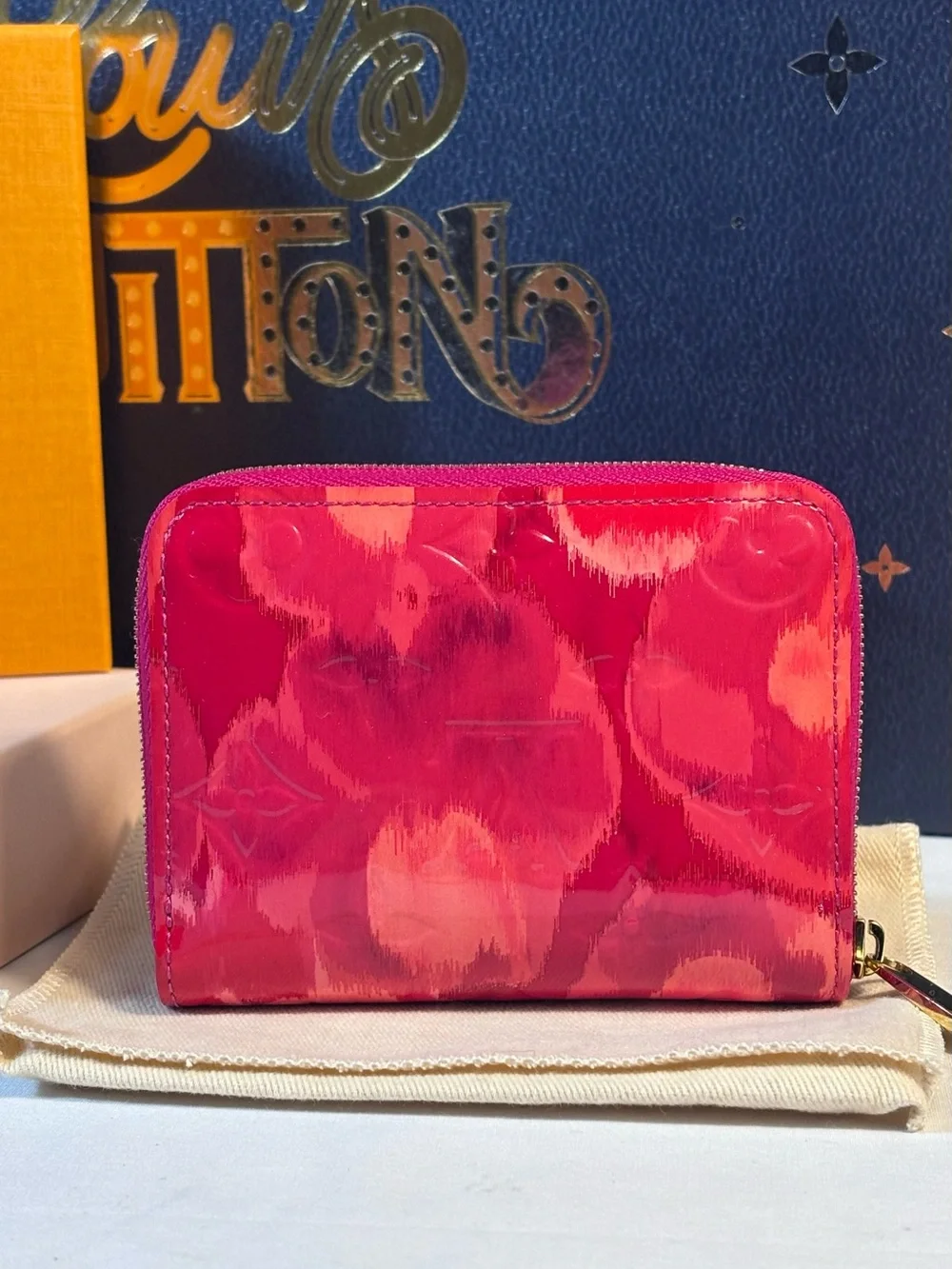 Louis Vuitton great includes